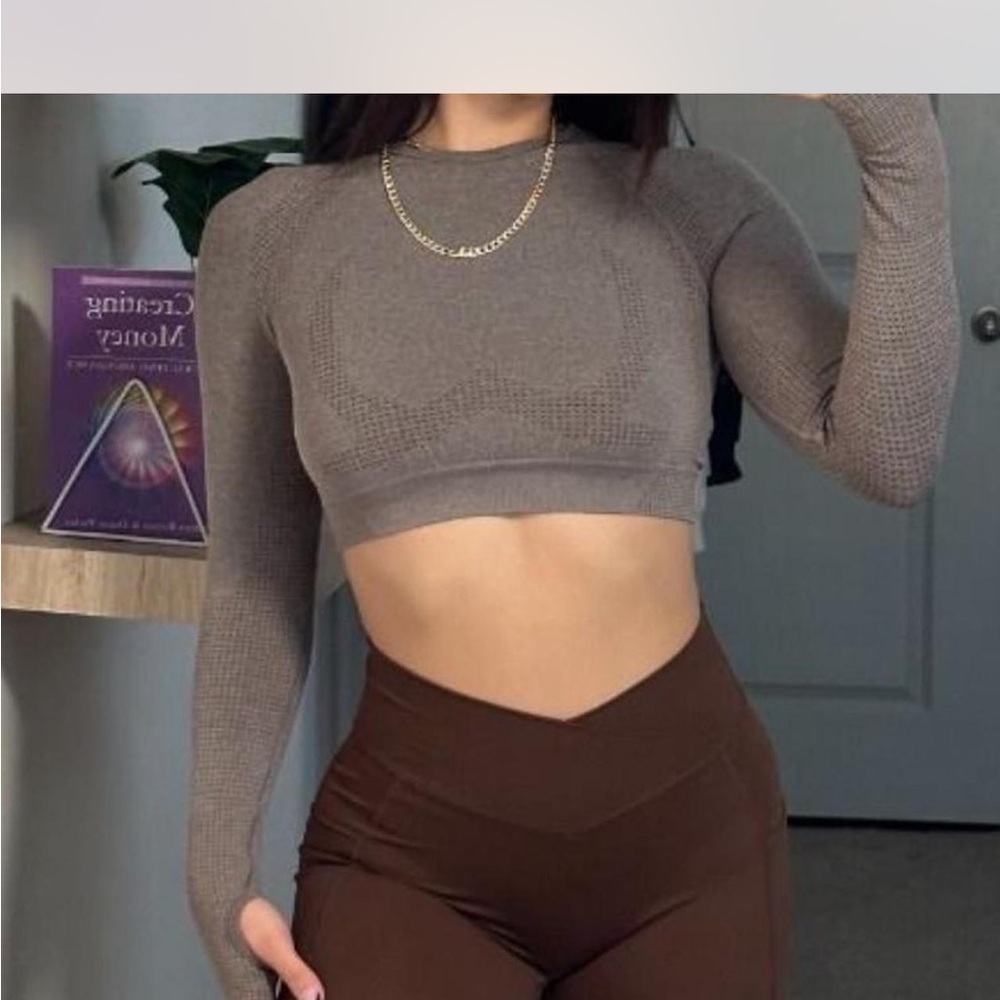 Women's Long Sleeve Crop Top